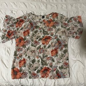 Size small Shein floral top.